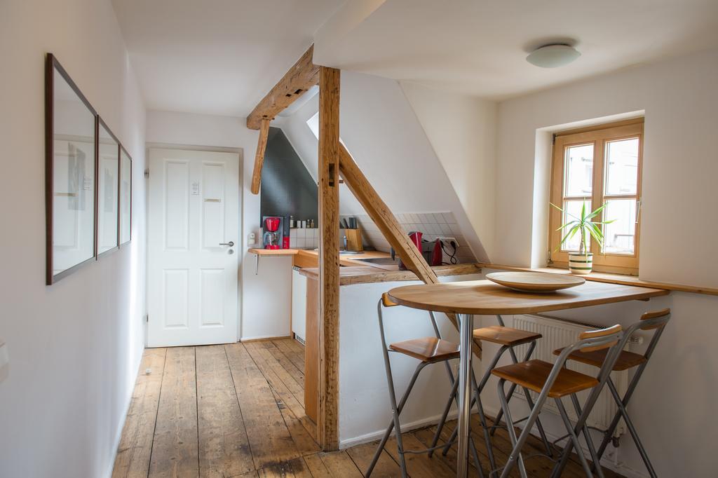 "Goethezimmer" Ferienwohnung Und Zimmer Am Burgplatz Βαϊμάρη Εξωτερικό φωτογραφία