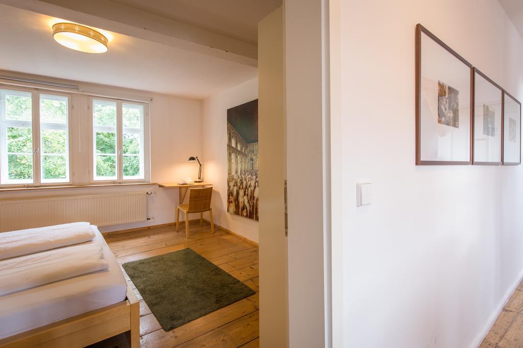 "Goethezimmer" Ferienwohnung Und Zimmer Am Burgplatz Βαϊμάρη Εξωτερικό φωτογραφία
