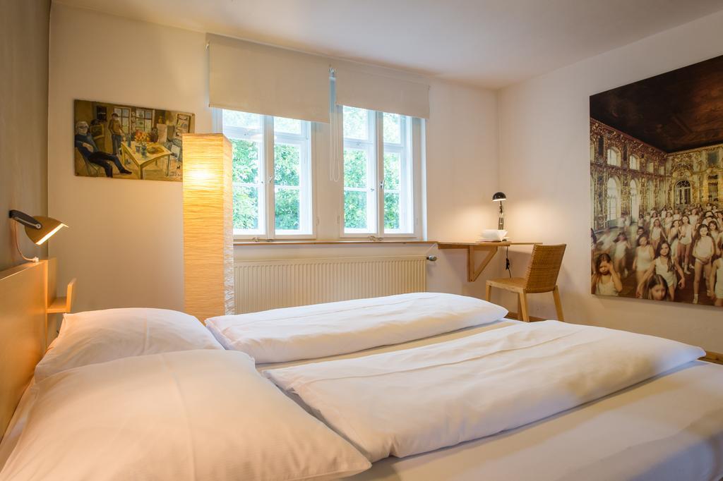 "Goethezimmer" Ferienwohnung Und Zimmer Am Burgplatz Βαϊμάρη Εξωτερικό φωτογραφία